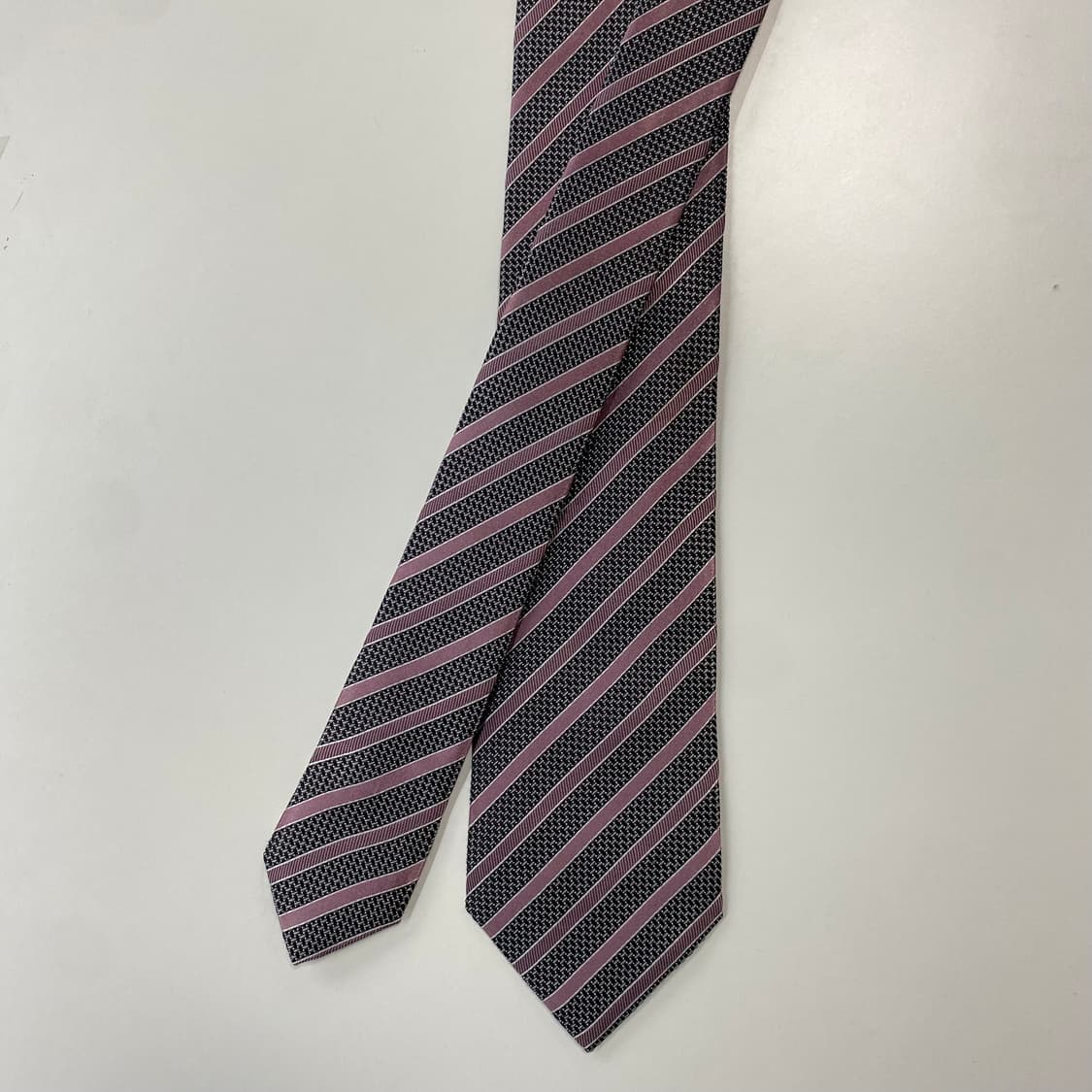 신형 에르메네질도제냐 정품 명품 넥타이 8.1cm 상품이미지1