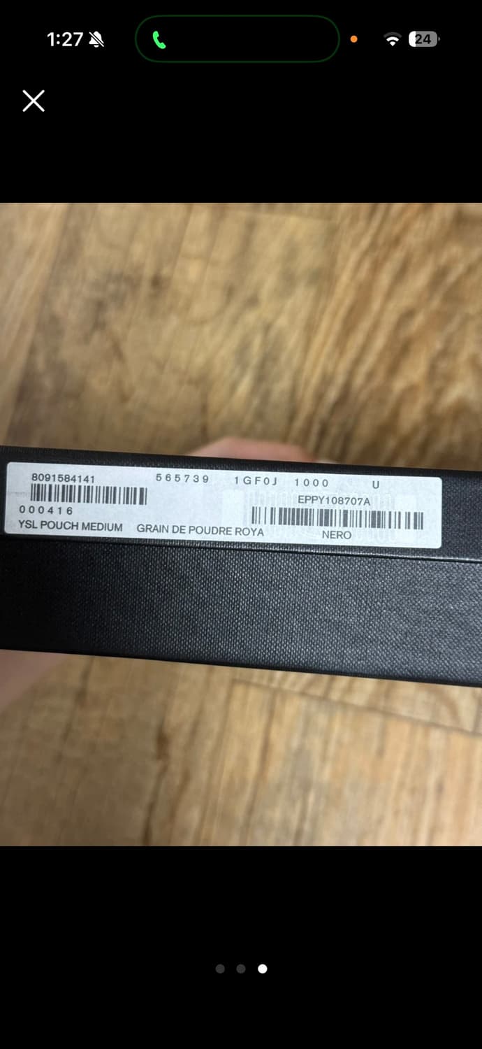 생로랑 업타운 모노그램 로고 캐비어 클러치백 블랙 상품이미지3