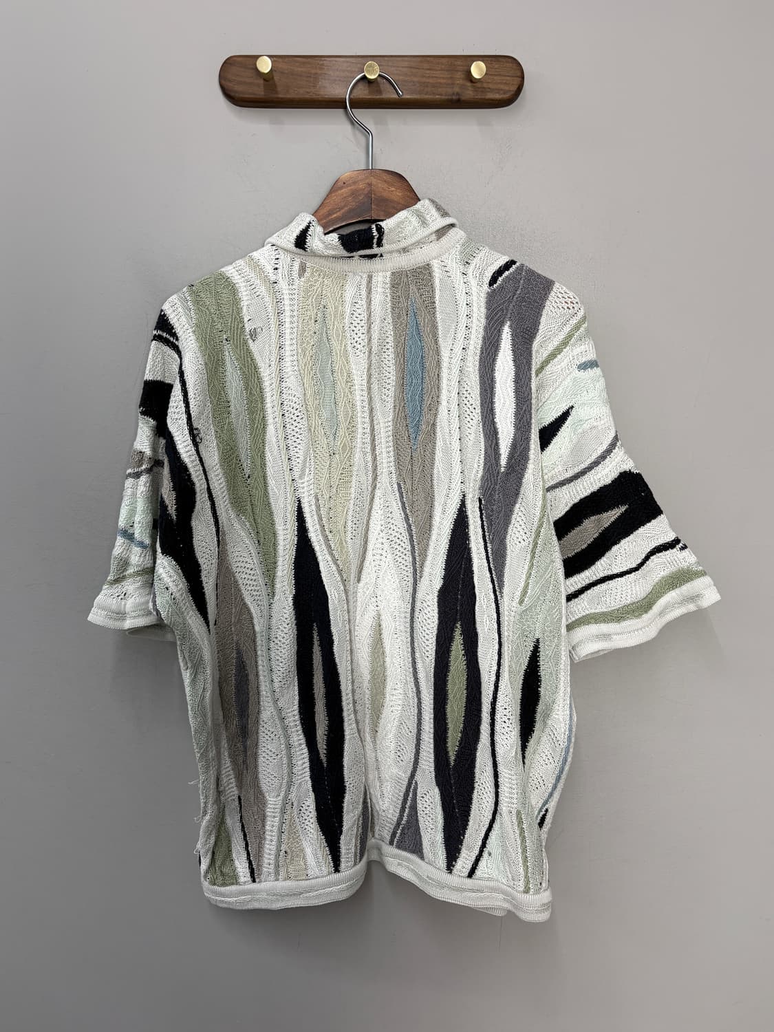 쿠지 3D 케이블 데미지 버튼 반팔니트 A3656 상품이미지5