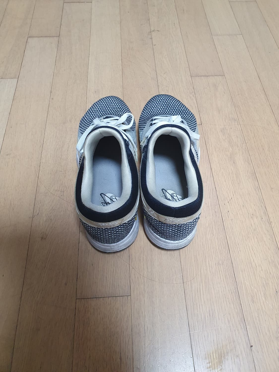 NIKE 나이키 에어맥스)270 상품이미지4