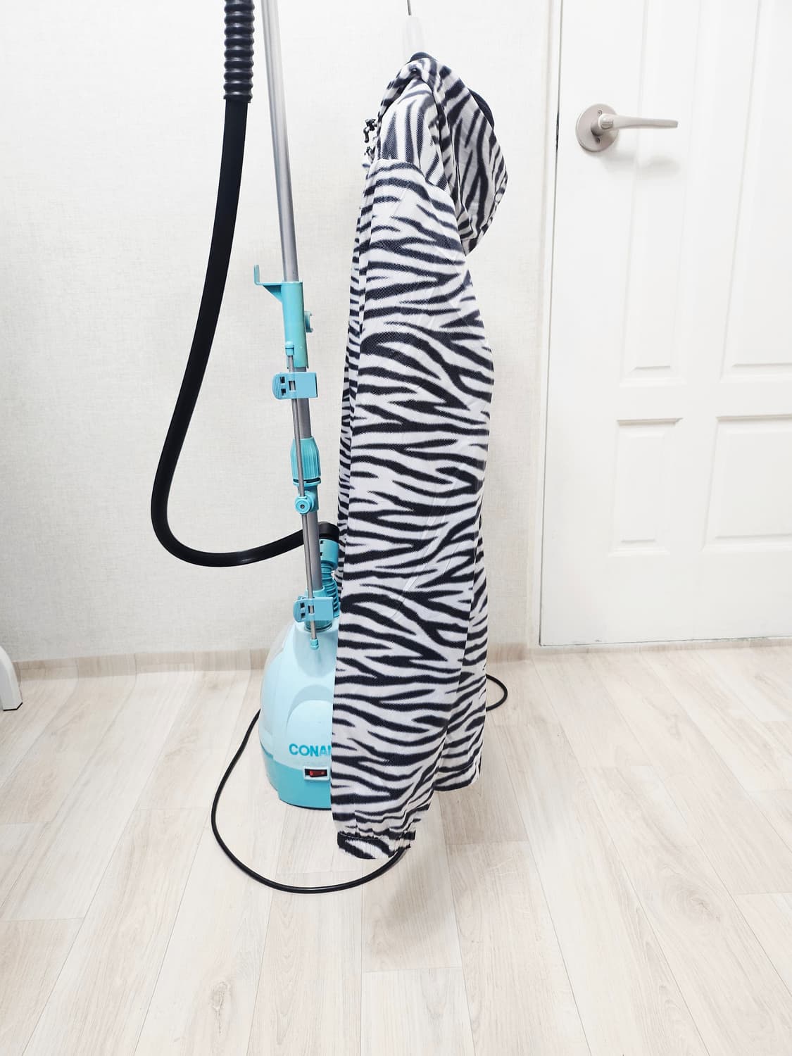 (110)2XL☆초대장급☆아디다스 유벤투스 [흰검] 윈드브레이커 바람막이 상품이미지5