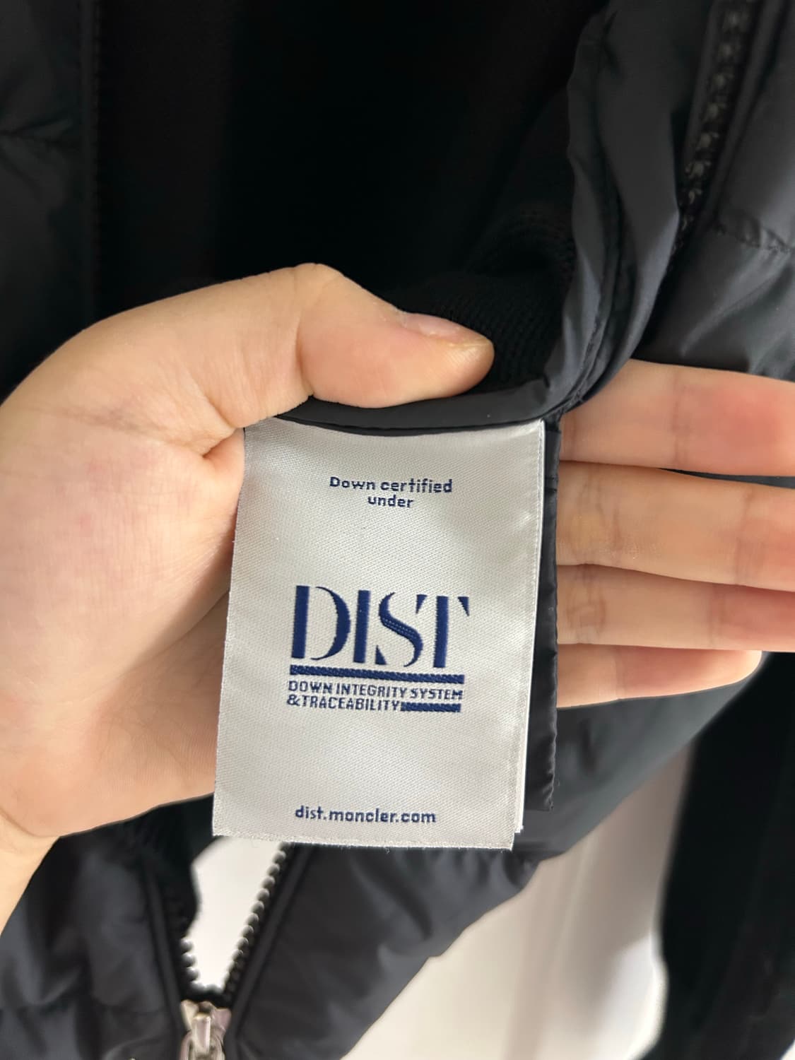 몽클레어 24SS 패딩 니트 가디건 블랙 95 사이즈 상품이미지7