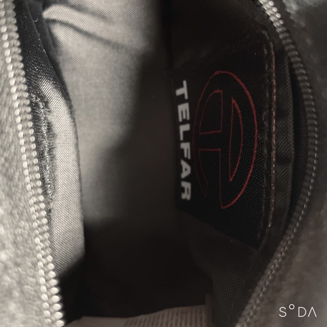 이스트팩 x 텔파 블랙 쇼퍼백 미니 상품이미지6