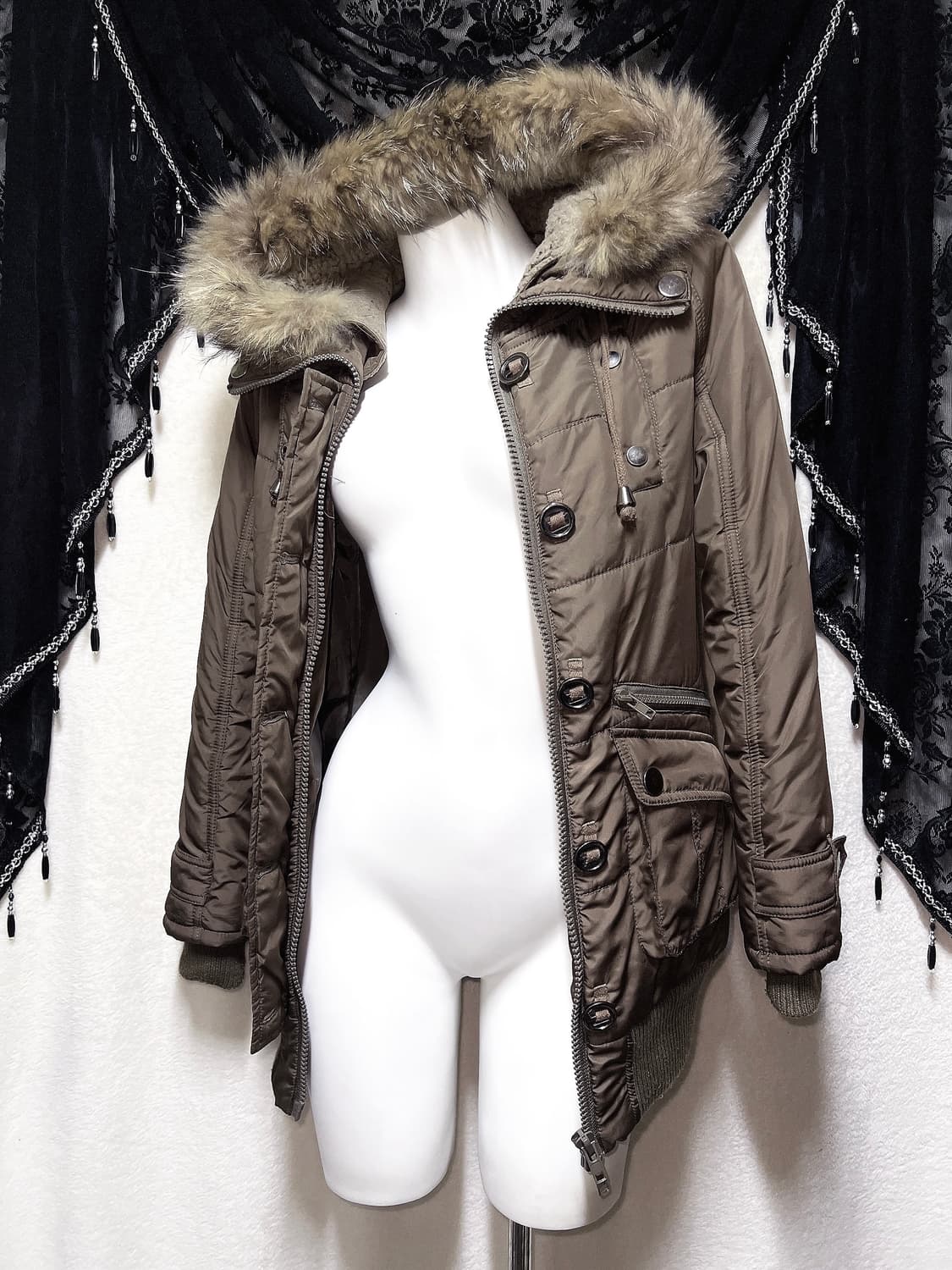 라쿤퍼후드 하이넥 패딩점퍼 투웨이 울프죠 y2k 아카이브 펑크 갸루 핀터 상품이미지10