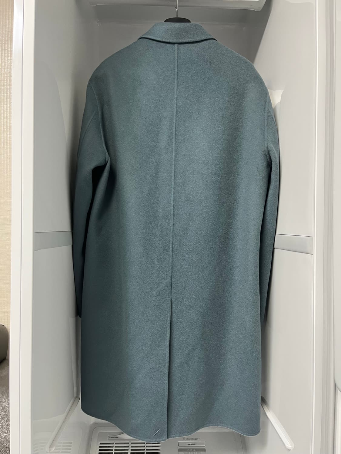 솔리드옴므 블루 세미오버핏 핸드메이드 캐시미어 코트 48사이즈 상품이미지2