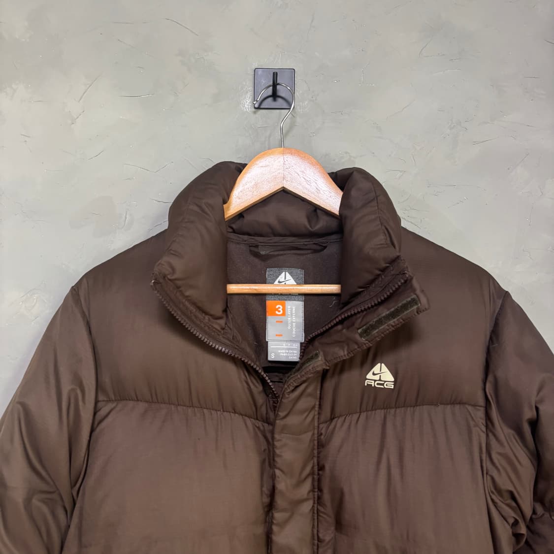 나이키 ACG 푸퍼 구스다운 패딩 브라운  상품이미지2