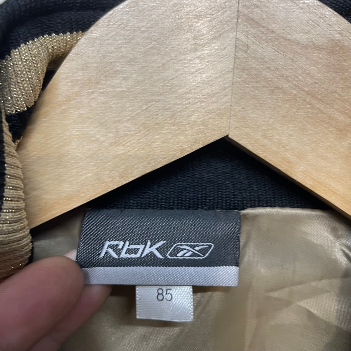 리복 y2k 골드 퀼팅 봄버 자켓 상품이미지4