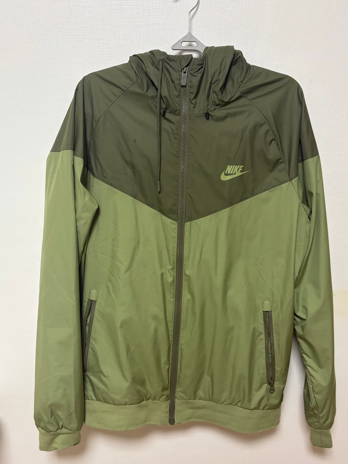 나이키 바람막이 상품이미지1
