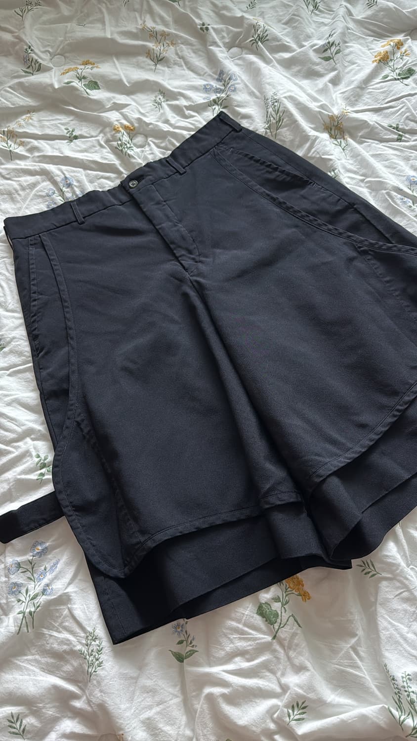 꼼데가르송 옴므 플러스 사이드 버클 쇼츠 상품이미지1