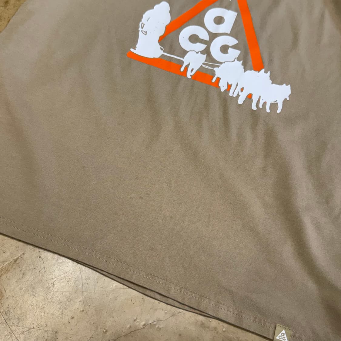 XXL 나이키 acg 프린팅 반팔티 상품이미지6