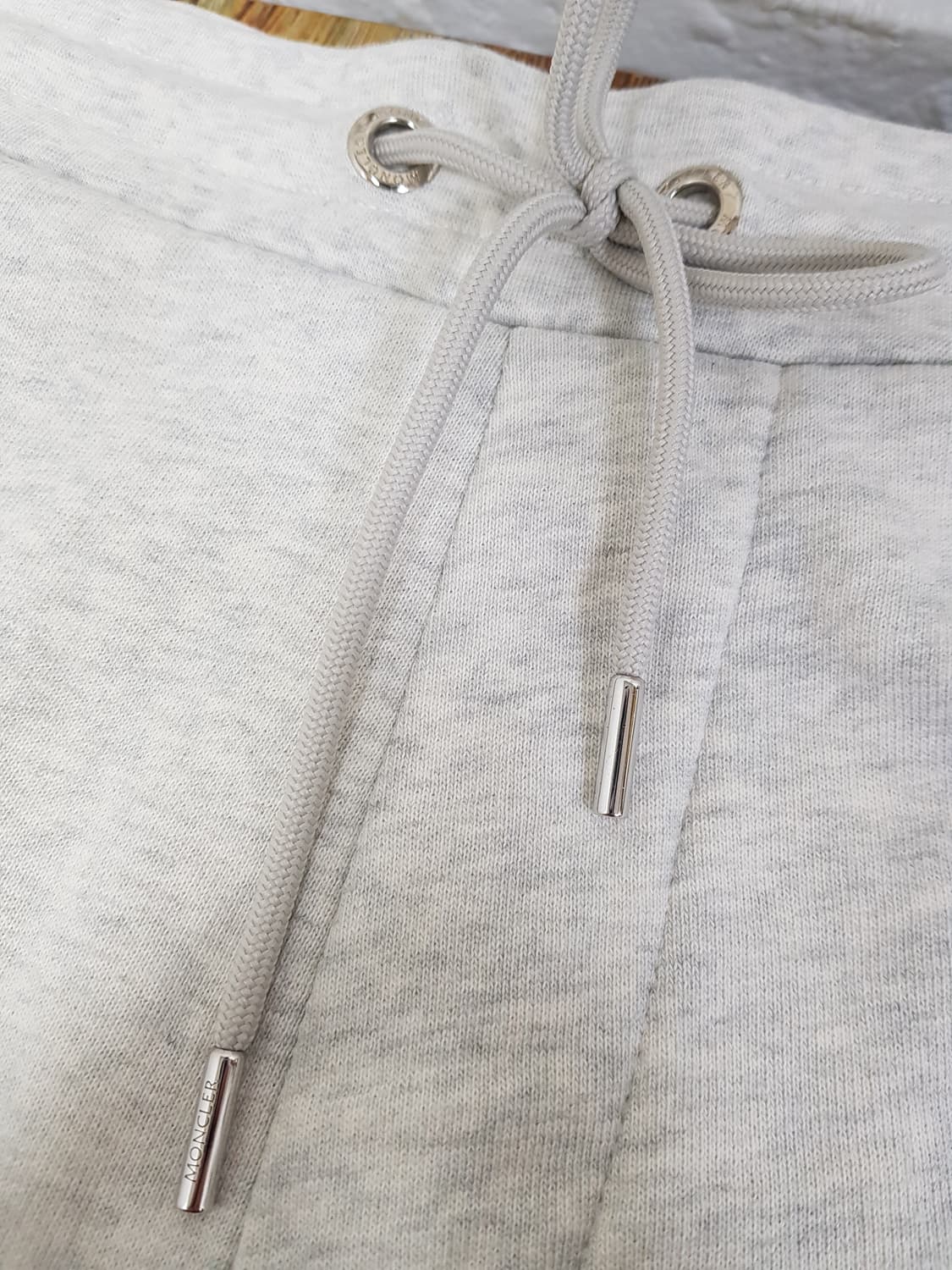 [xl/정품] 몽클레어 삼선 코튼 숏팬츠 그레이 상품이미지4