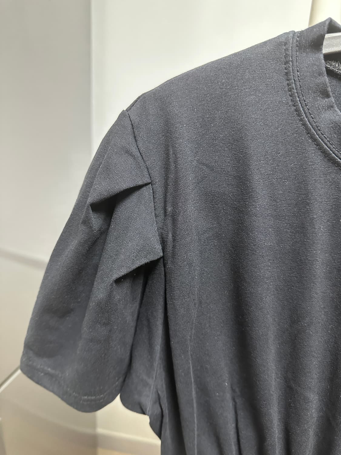 허리 셔링 포인트 티셔츠 블랙 free 사이즈 상품이미지3