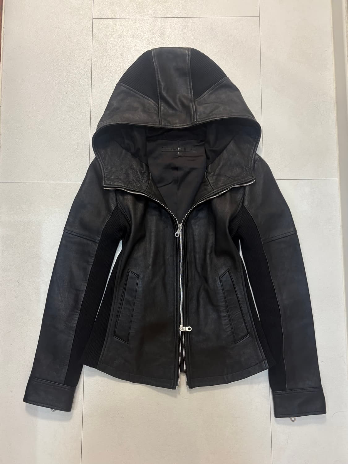 No id 렘 레더 후드 자켓 상품이미지3