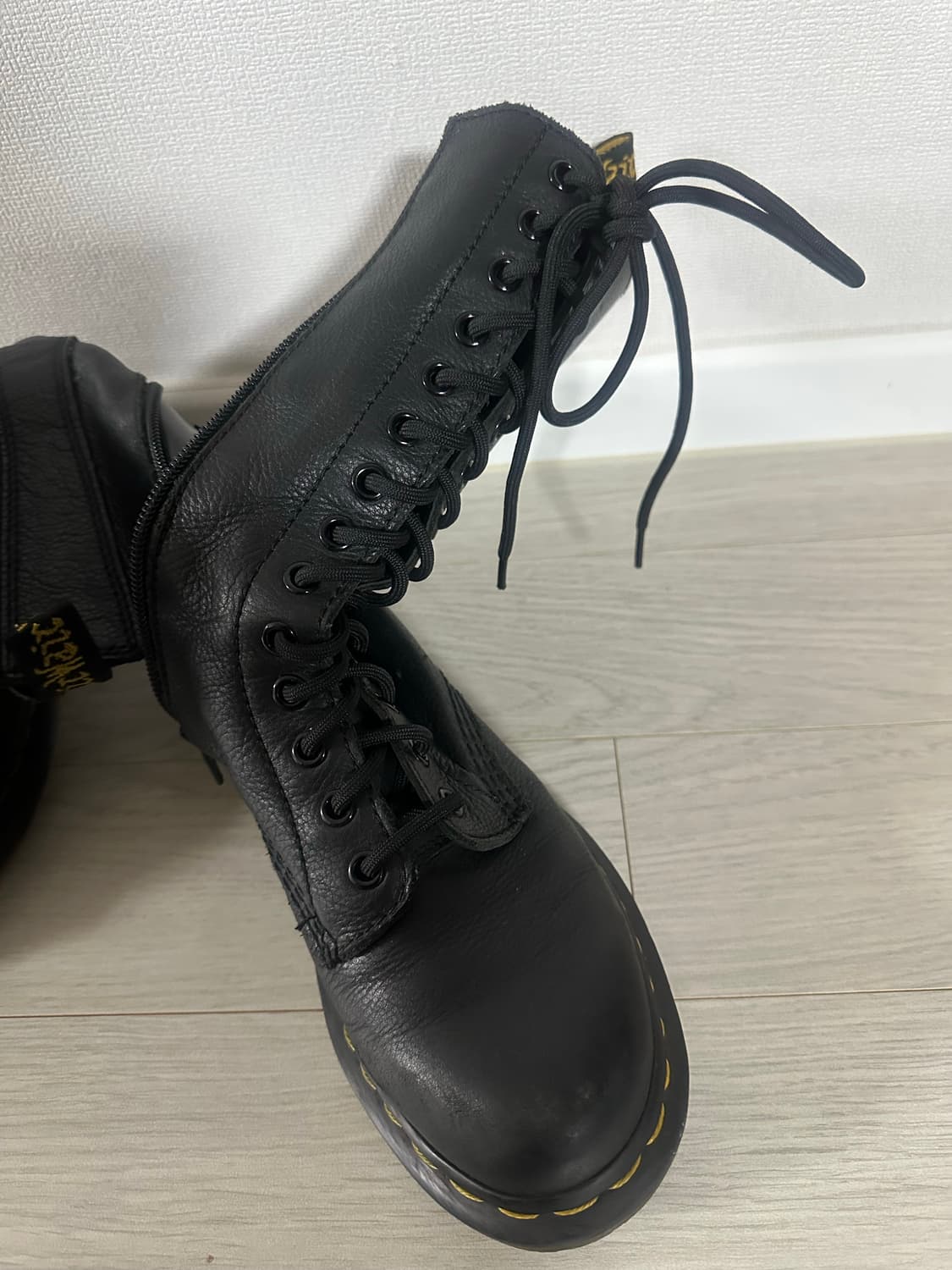 닥터마틴 14홀 상품이미지2