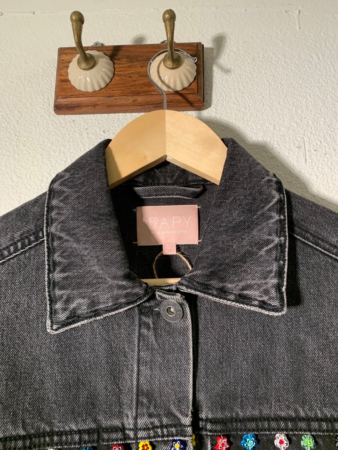 베이피 플라워 비즈 데님 자켓 상품이미지5