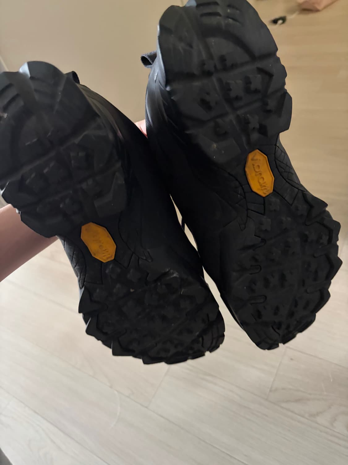 로아 하이킹 카타리나 블랙 상품이미지7