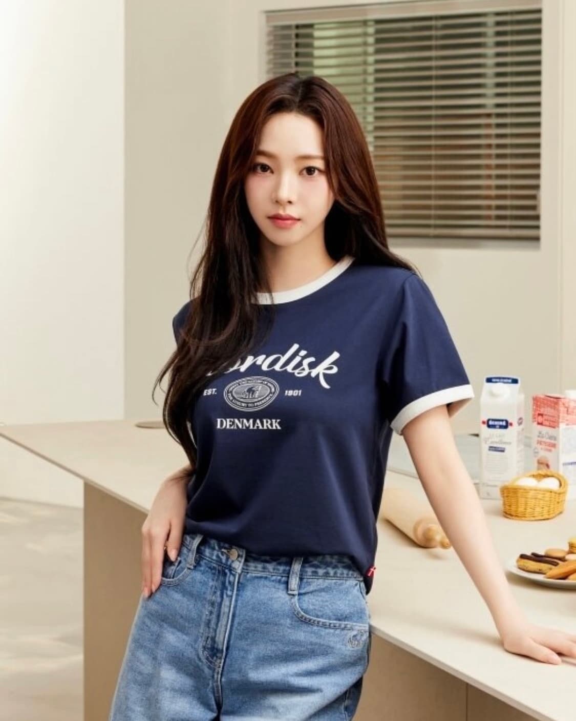카리나착용 새상품) 노르디스크 링거 반팔 티셔츠 네이비 s 상품이미지1