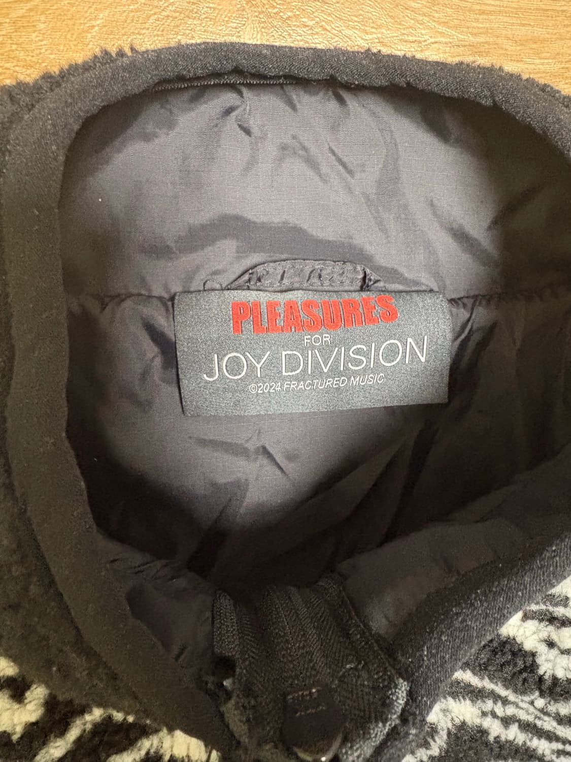 Pleasures x 조이 디비젼 플리스 m 상품이미지5