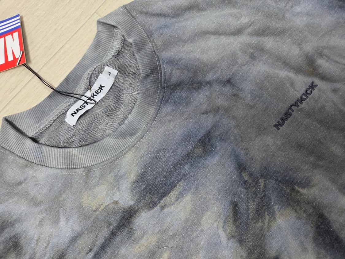 새상품 남성여성 105 네스티킥 물나염 맨투맨 L 상품이미지4