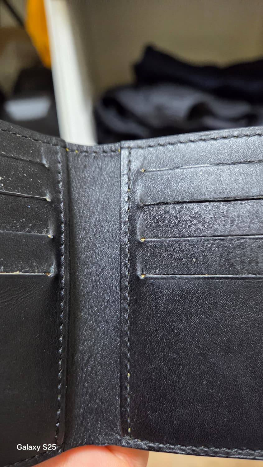 고야드 빅투아르 반지갑 판매합니다 상품이미지5