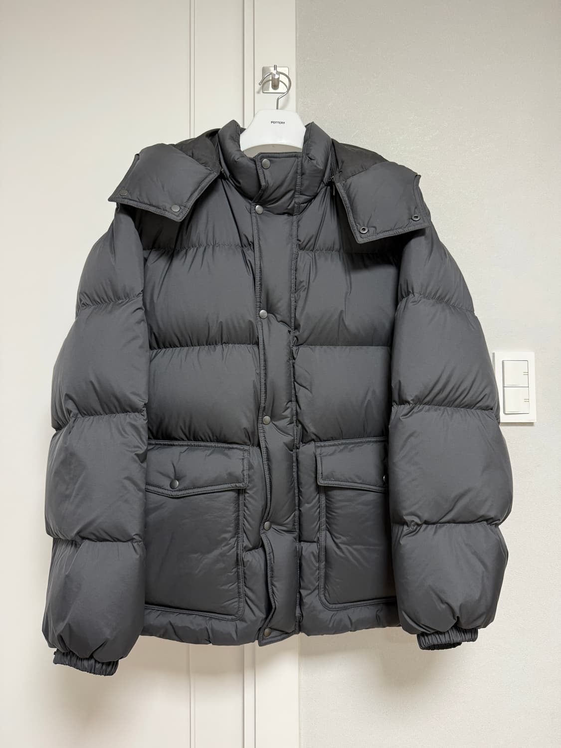 포터리 24fw 구스 다운 파카 차콜 네이비 3사이즈 상품이미지1