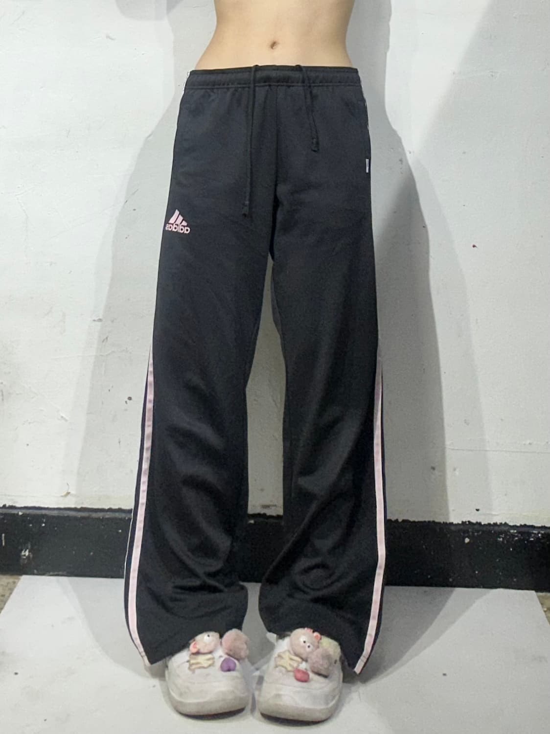 아디다스 블랙 와이드 핑크 삼선 스몰 로고 팬츠 M 상품이미지2