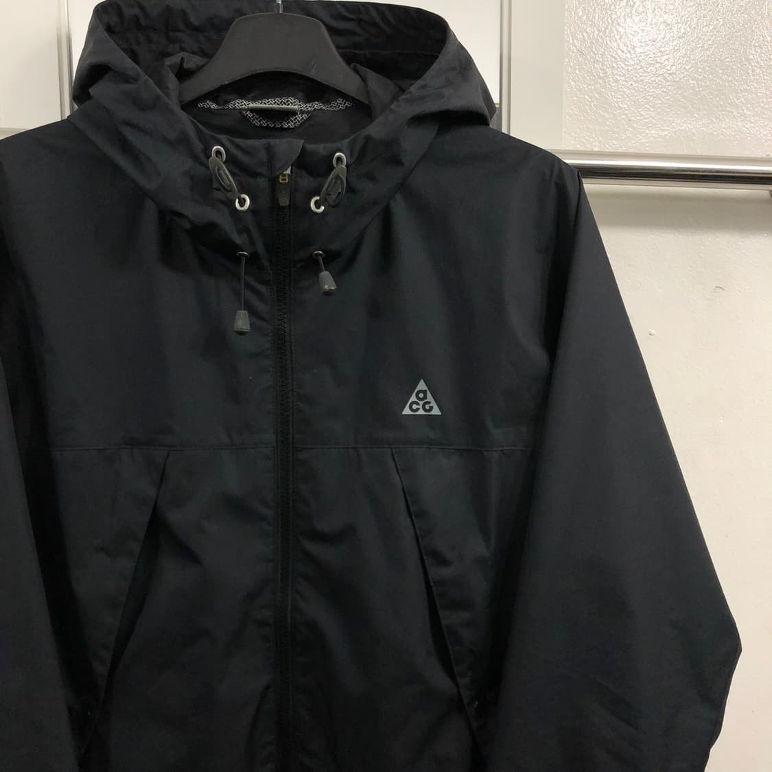 나이키 ACG 바람막이 상품이미지4