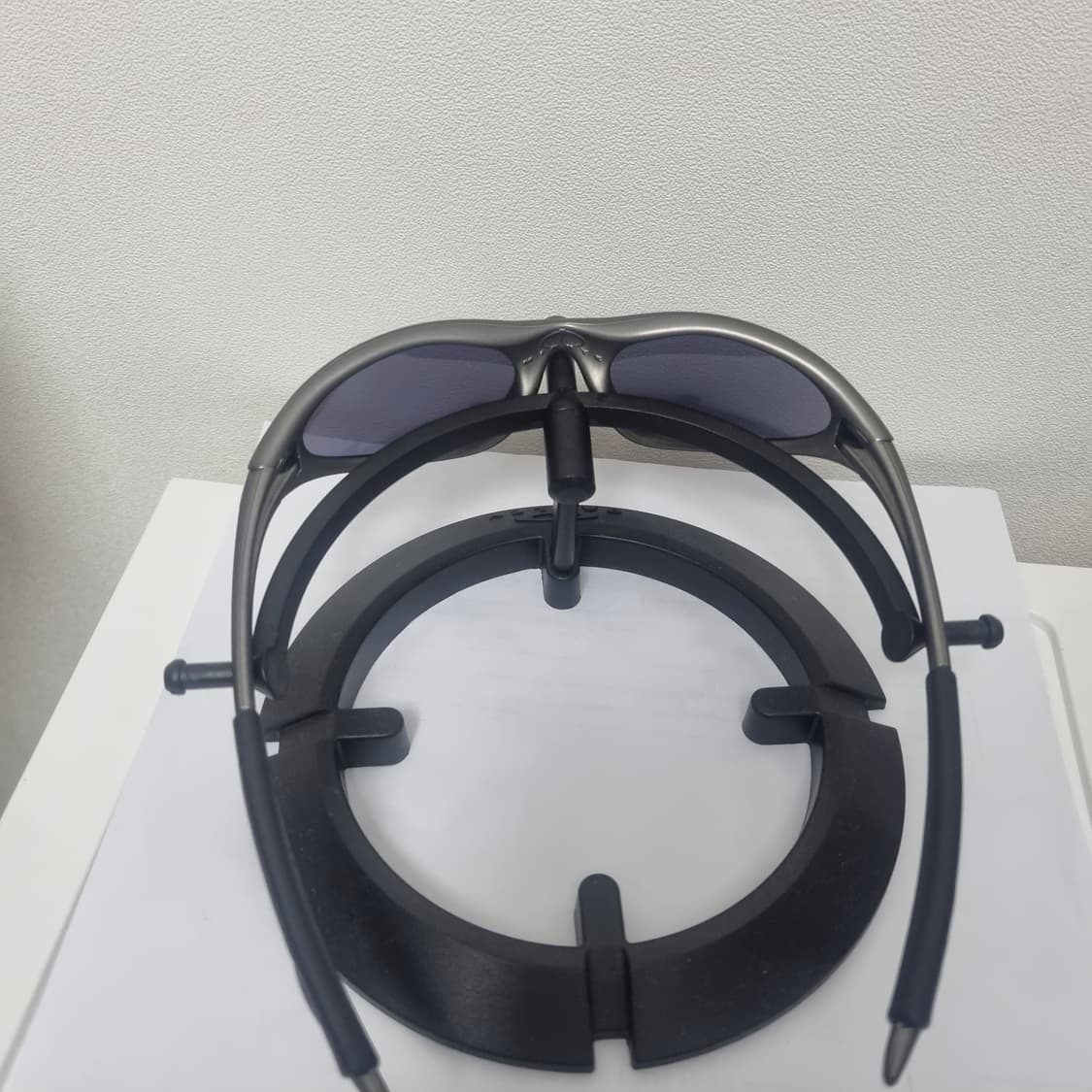 오클리 미뉴트1.0 티타늄그레이 상품이미지5