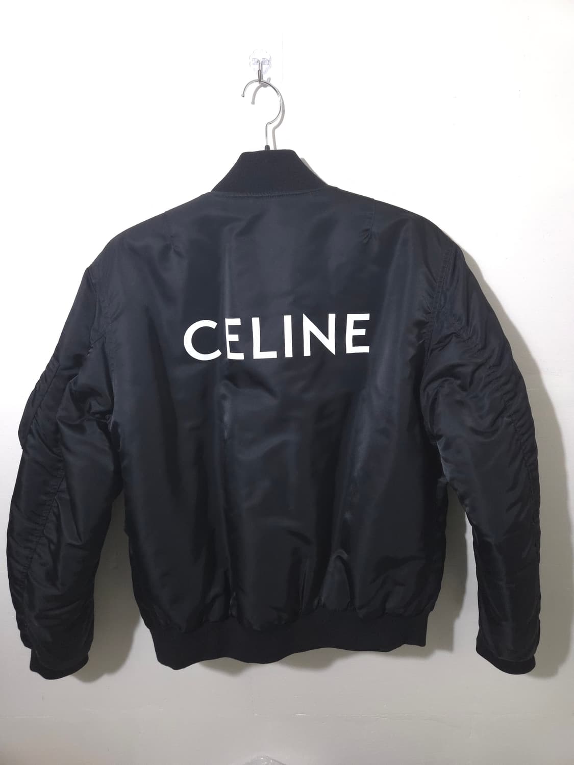 [새상품급] 셀린느 백로고 봄버 다운 자켓 상품이미지6