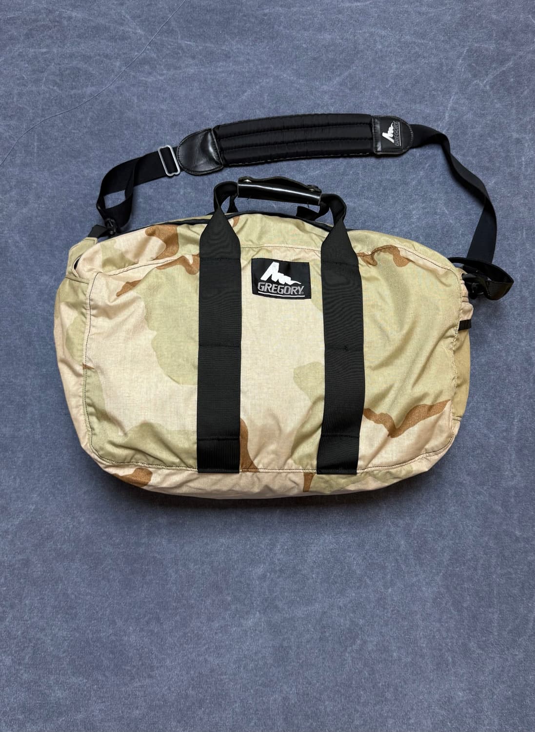 그레고리 구로고 데저트 카모 더플백 90s MADE IN USA 상품이미지1