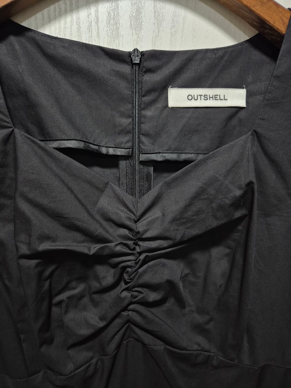 (세일)(새상품)아웃쉘 퍼프소매 캉캉 롱 원피스 블랙 상품이미지4