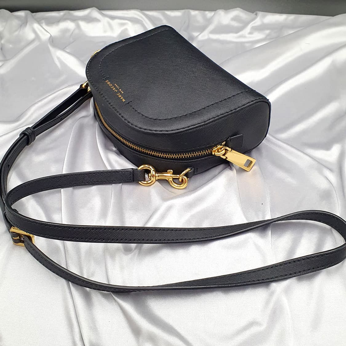 마크제이콥스 상태양호 크로스백 상품이미지10