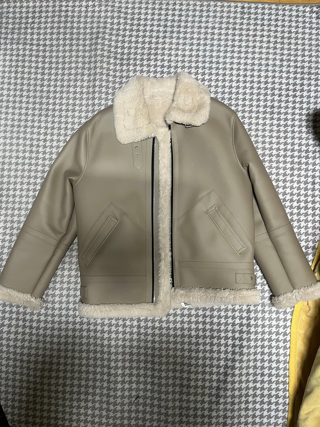 도프제이슨 무스탕 M 아이보리 상품이미지1