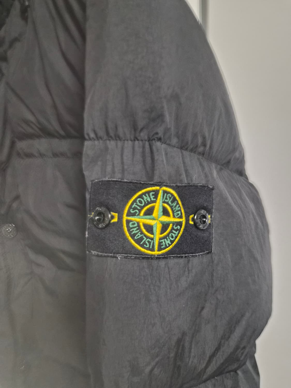 (국내매장판) 스톤아일랜드 크링클랩스 20fw패딩 xl 상품이미지2