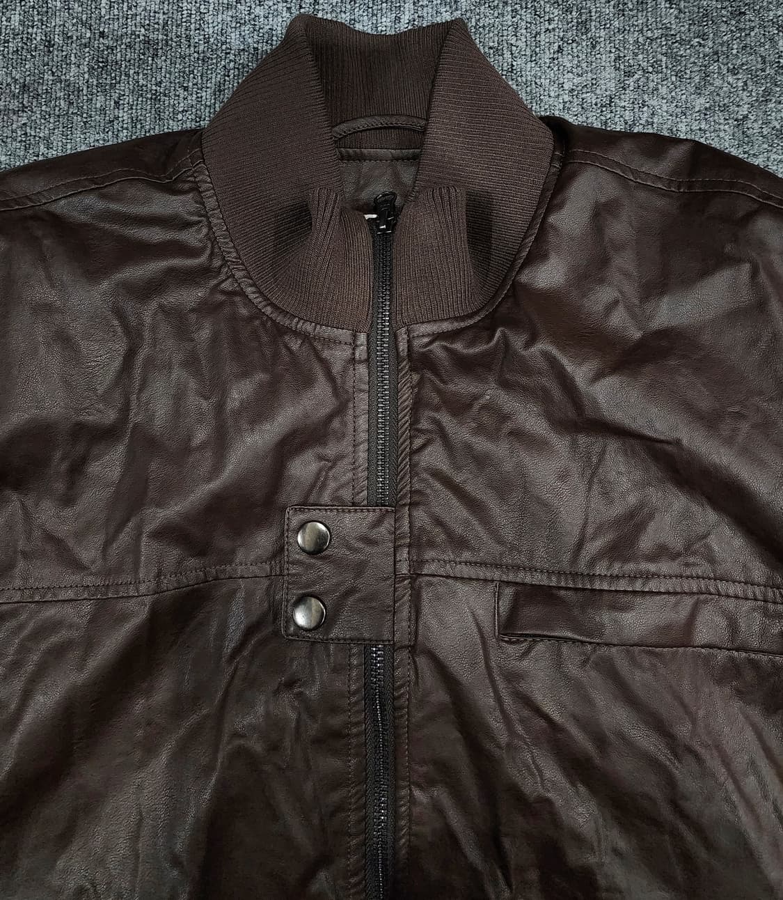 세컨모놀로그 레더 터틀넥 봄버 푸퍼 패딩 L 상품이미지5