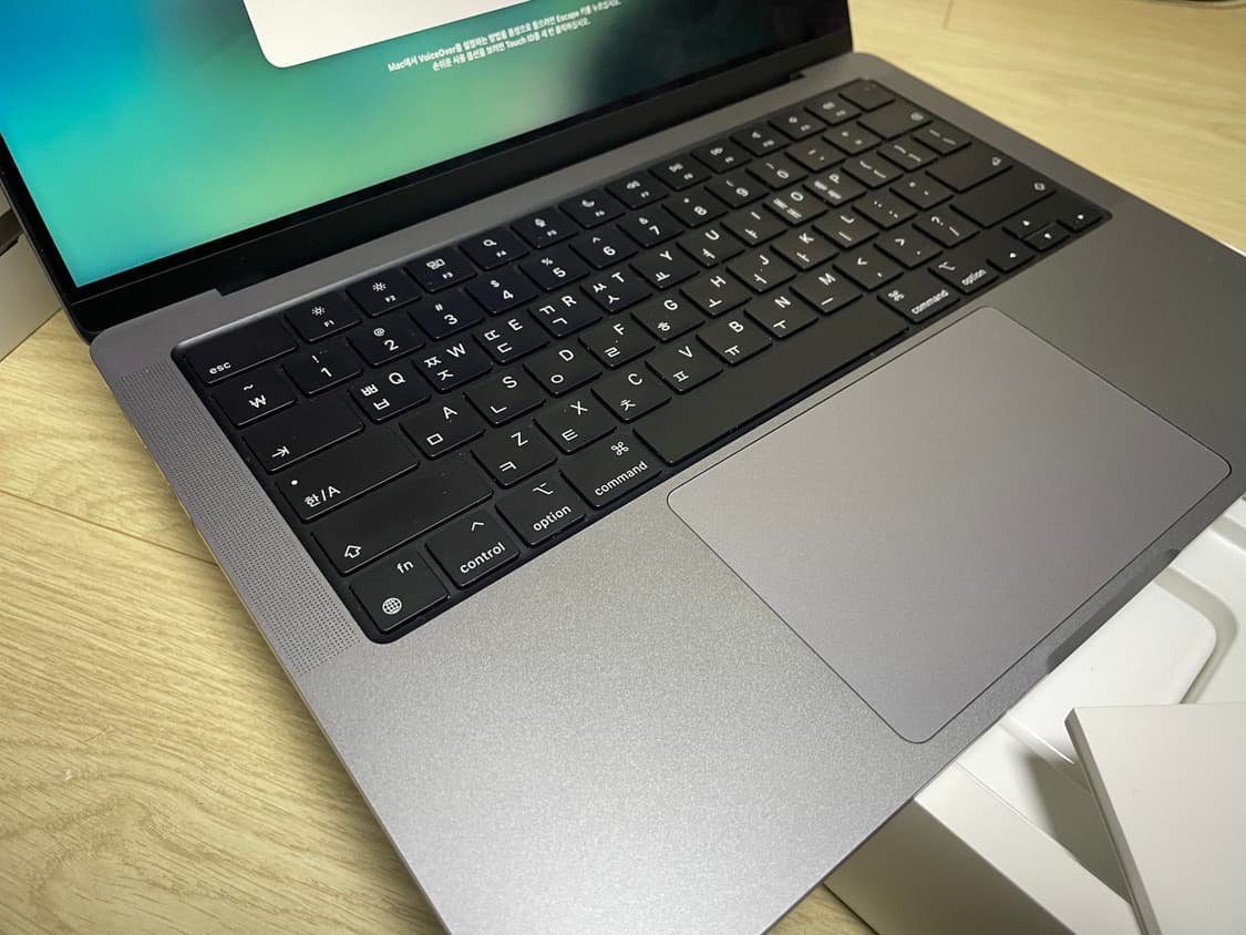 맥북 프로 14 M2 Pro 16/512스페이스 그레이 풀박스 상품이미지3