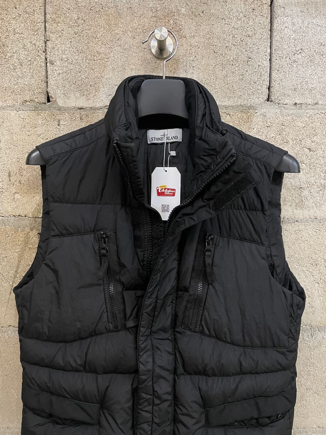 스톤 아일랜드 크링클랩스 다운 베스트 상품이미지2