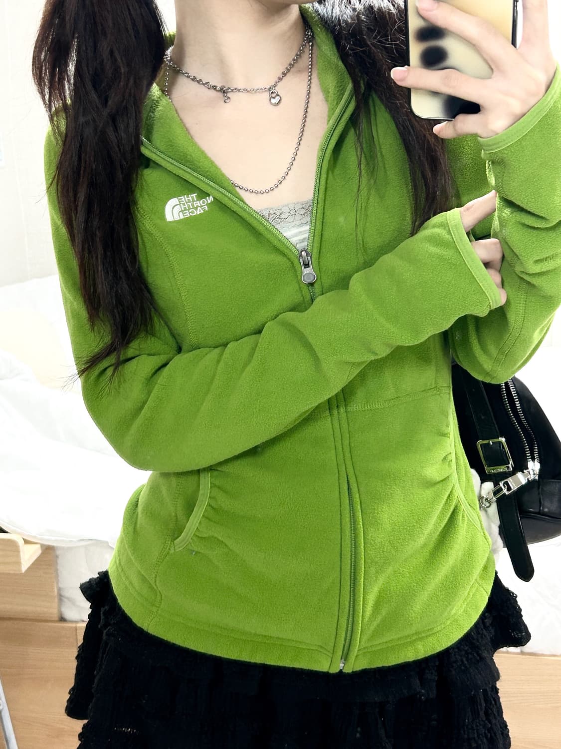 노스페이스 자수로고 연두 워머 후리스 상품이미지1