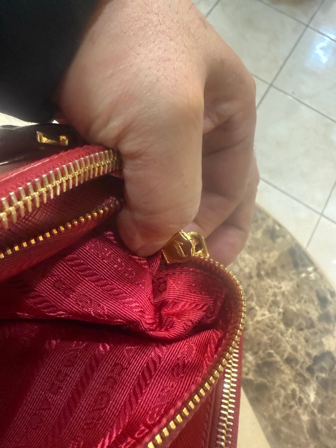 정품 프라다 사피아노 럭스백 팝니다 상품이미지8