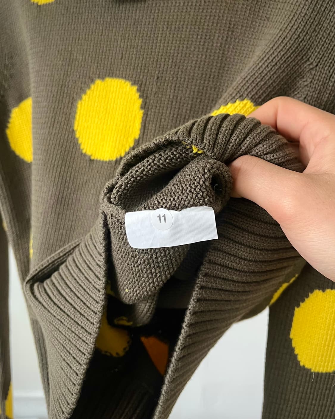 Max Mara Yellow Big Dot Knit Sweater 상품이미지7