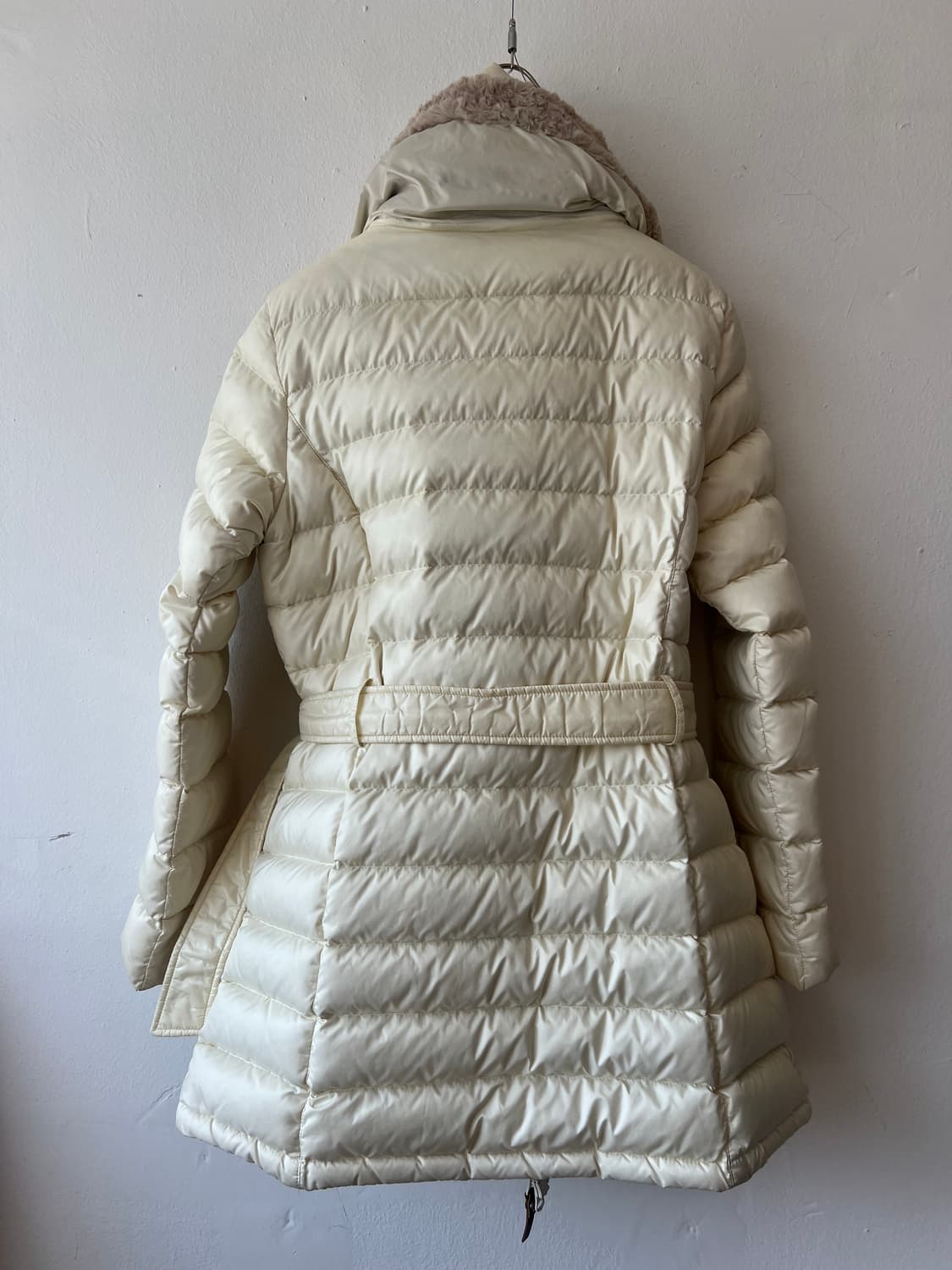 노스페이스 여성 아이보리 구스다운패딩 하프패딩점퍼 상품이미지3