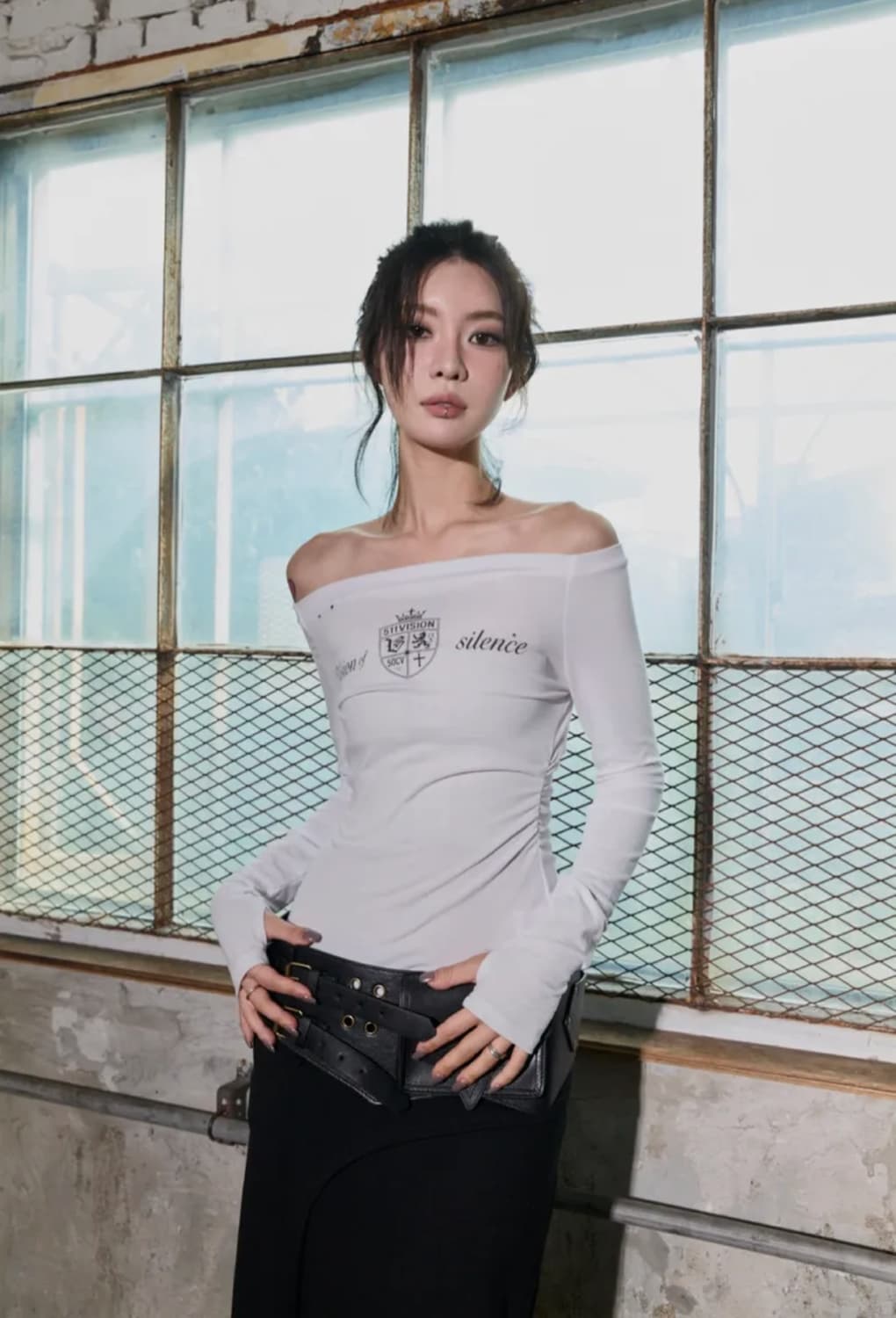 SILENCE OFF-SHOULDER TOP , WHITE 상품이미지1