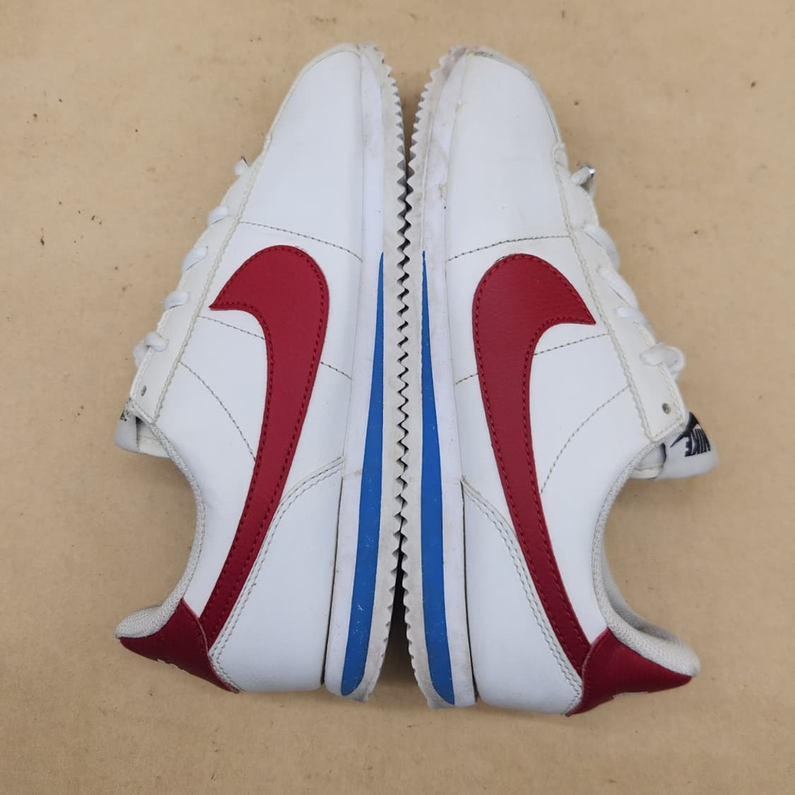 나이키 코르테즈 흰빨파 여성운동화240  상품이미지5