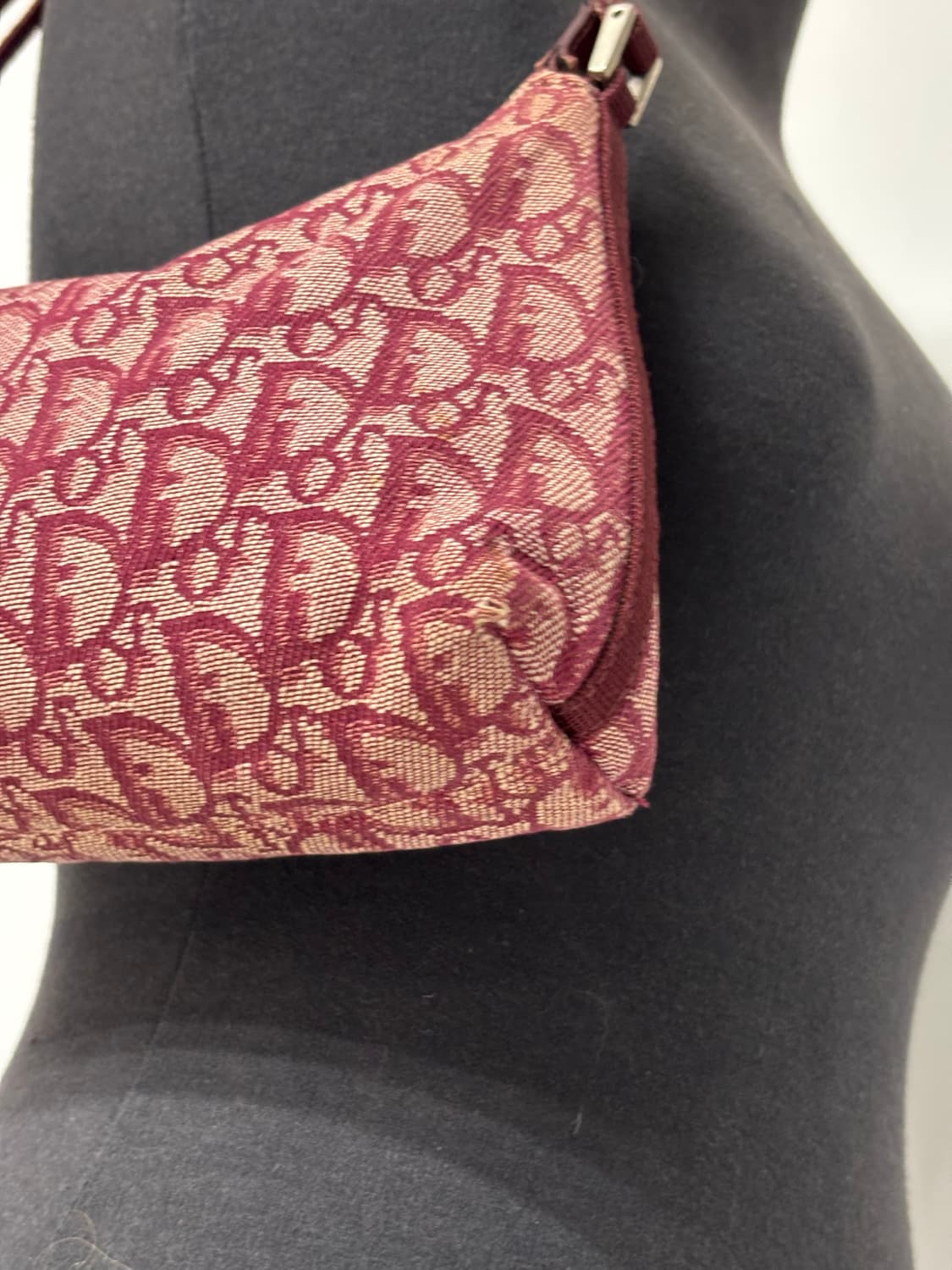 디올 오블리크 버건디 트로터 포쉐트 미니백 상품이미지5