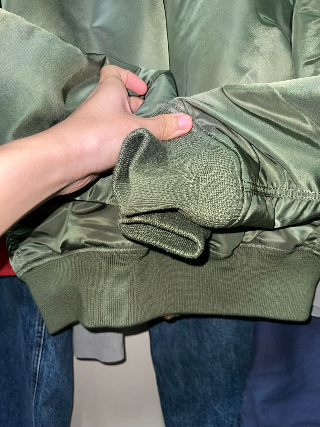 알파인더스트리 MA-1 올리브 슬림핏 상품이미지6