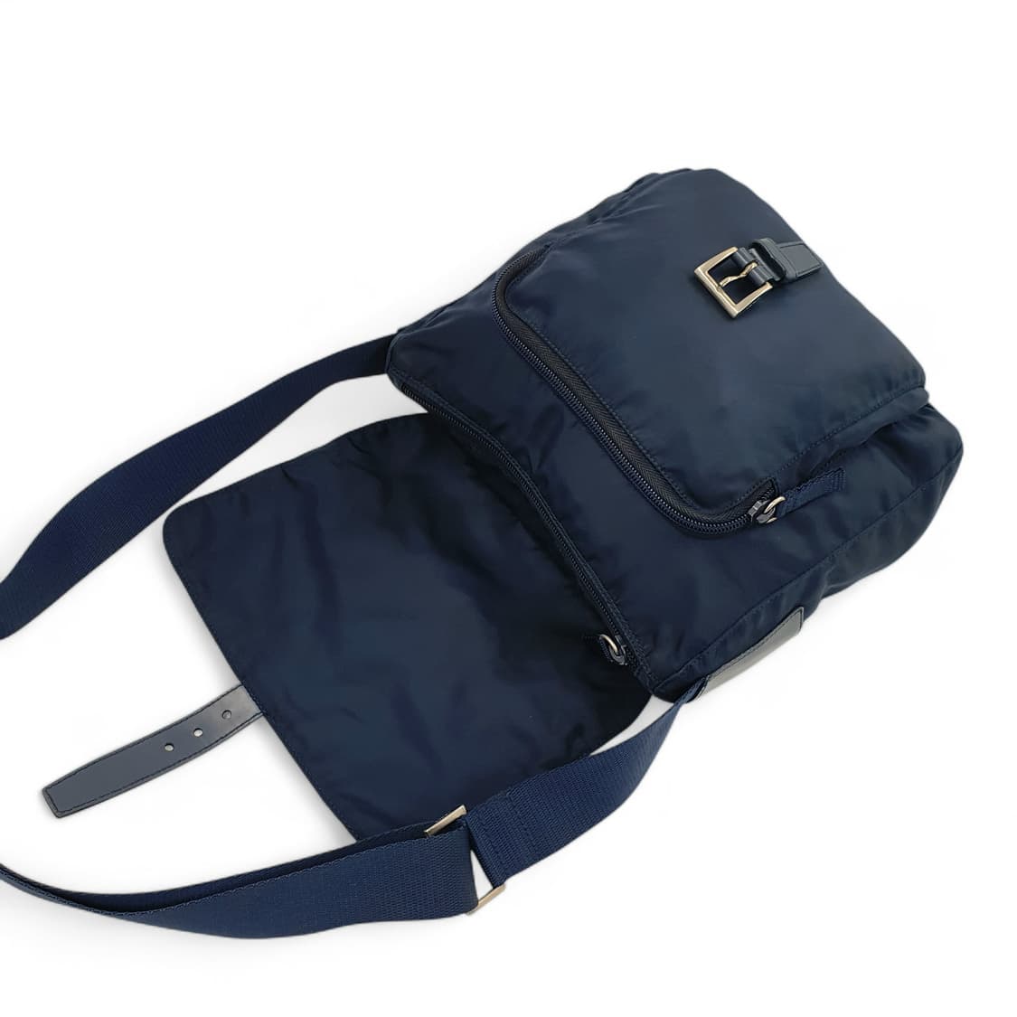 프라다 리나일론 네이비 메신저백 크로스백 숄더백 상품이미지4