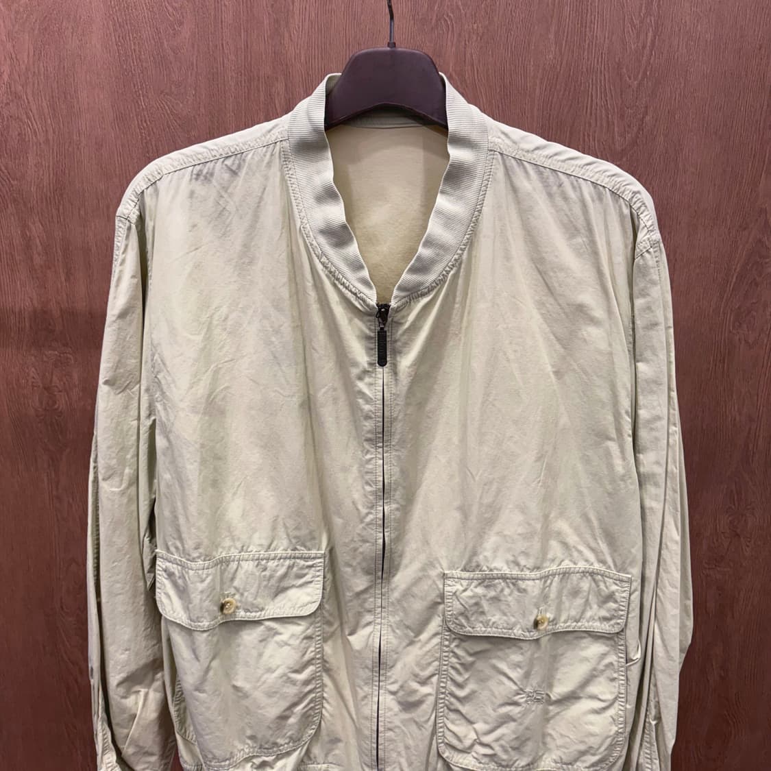 버버리 라이트 집업 자켓 로고 자수 플랩 포켓 밑단 밴딩 라이트 옐로우 상품이미지4