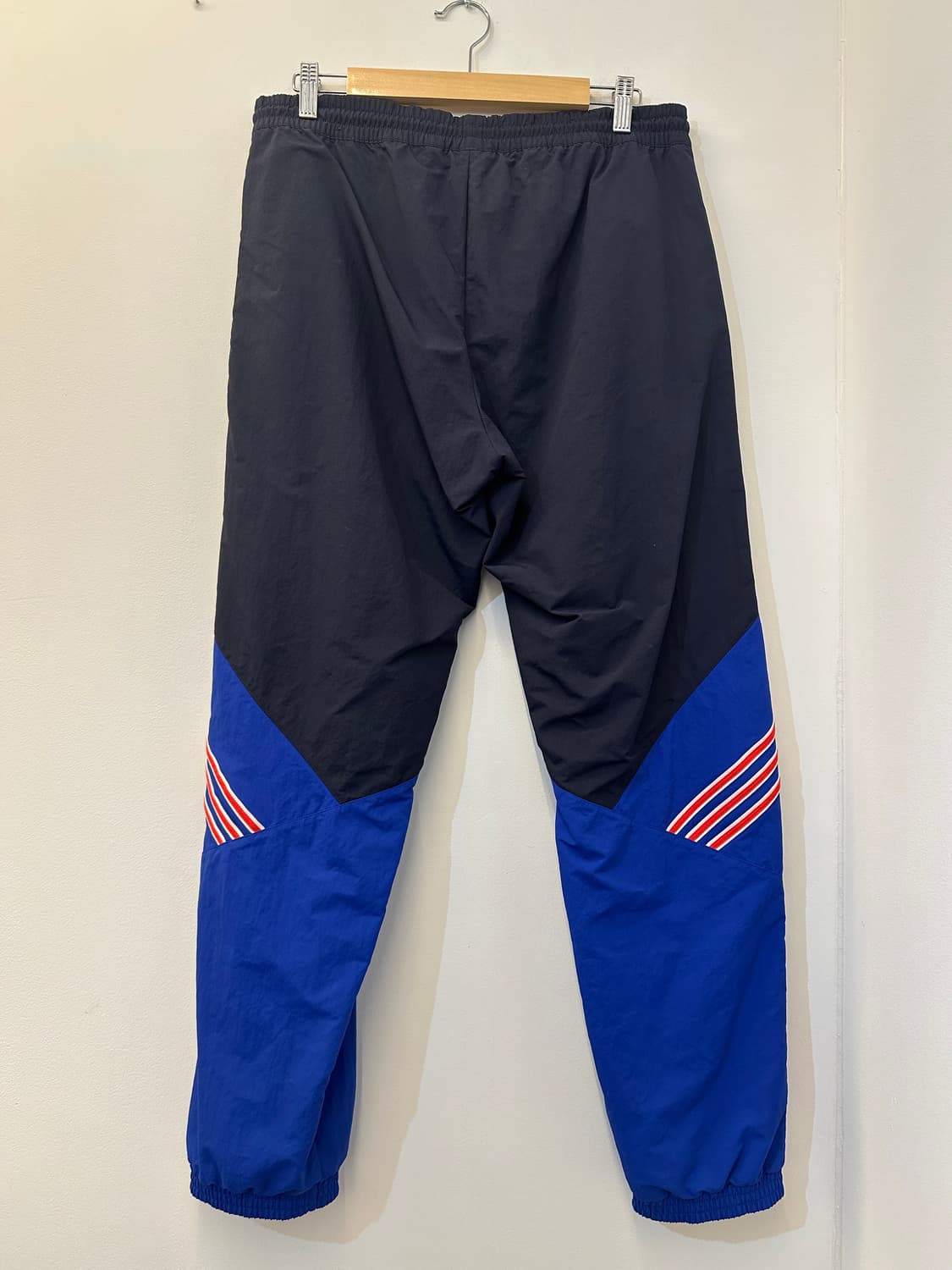 XL) 아디다스 스트라이프 우븐 트랙 팬츠 상품이미지2