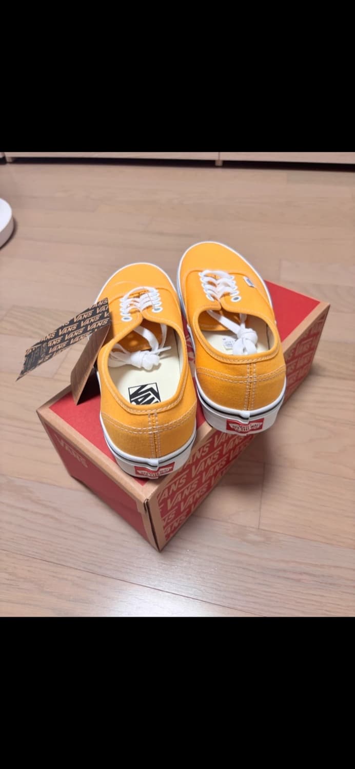 새상품)  반스 어센틱 컬러 띠어리 골든 글로우 상품이미지2