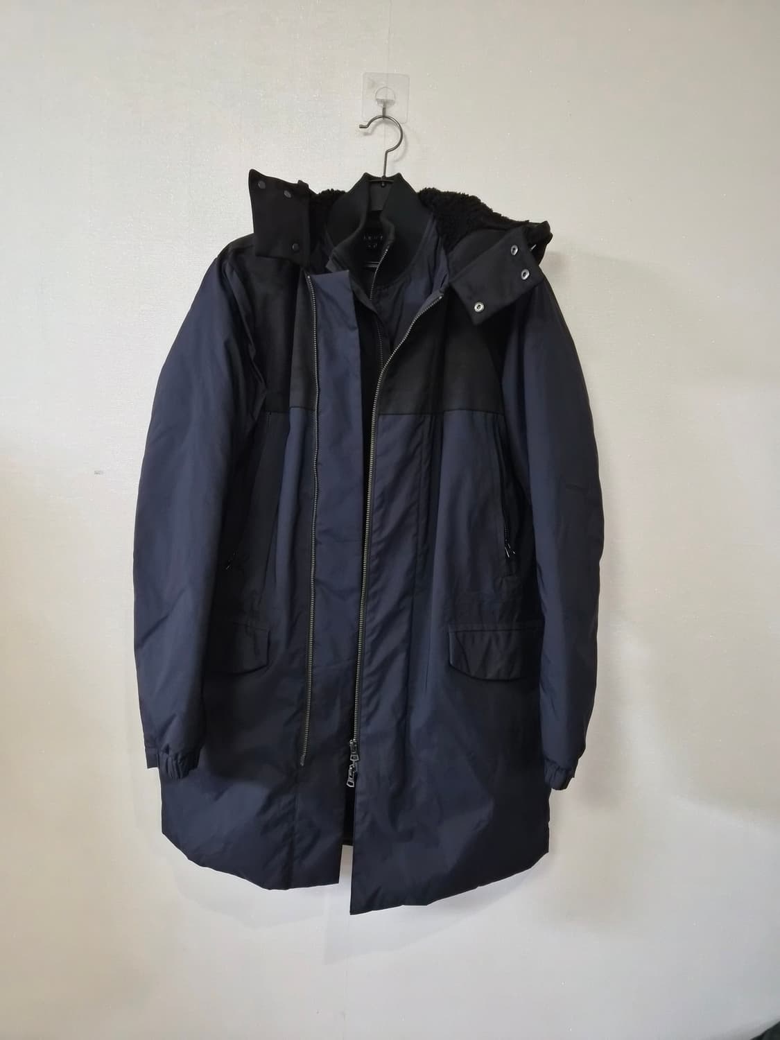 띠어리 정품 남성패딩 95 상품이미지1